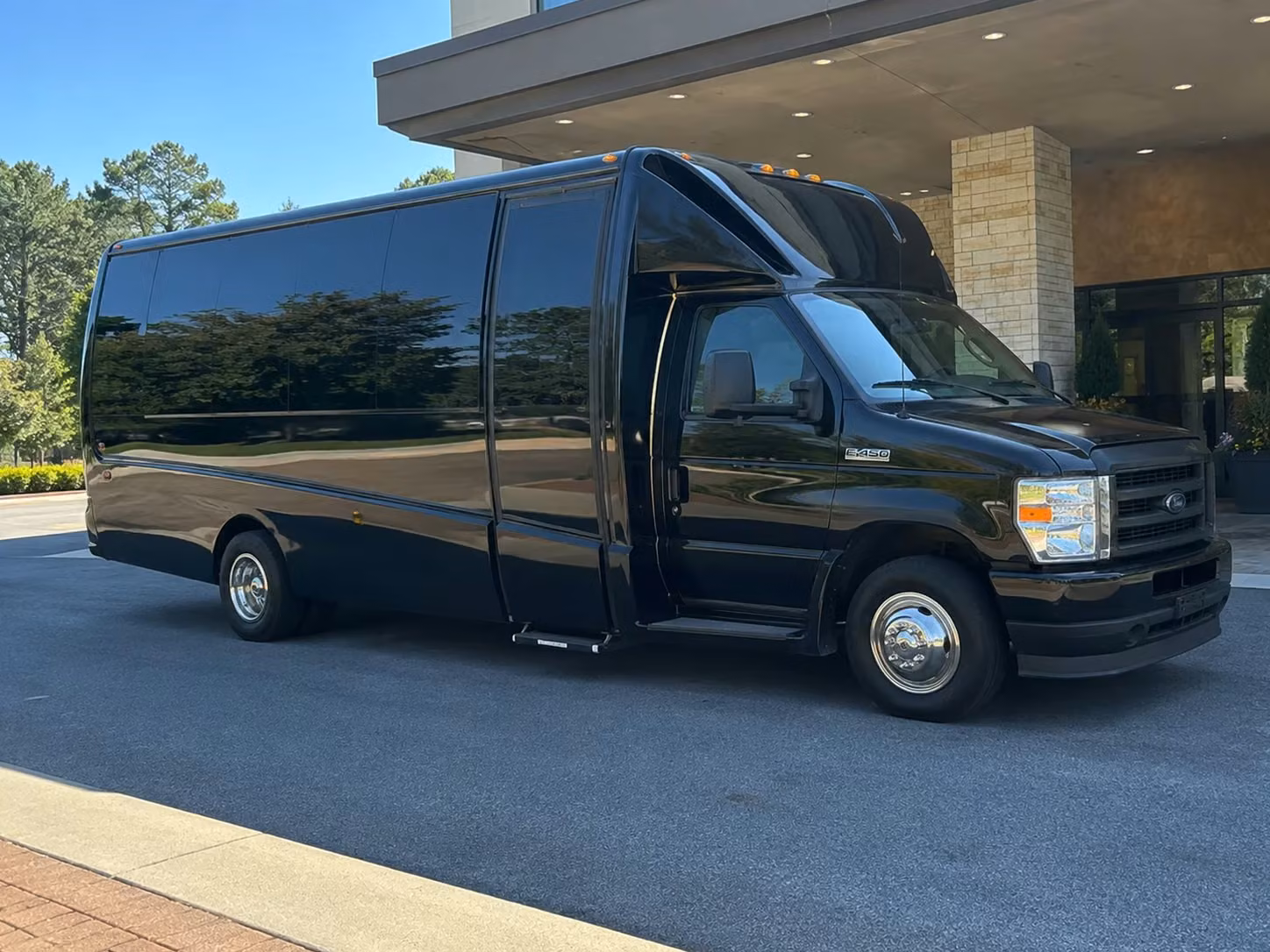 18 passenger minibus