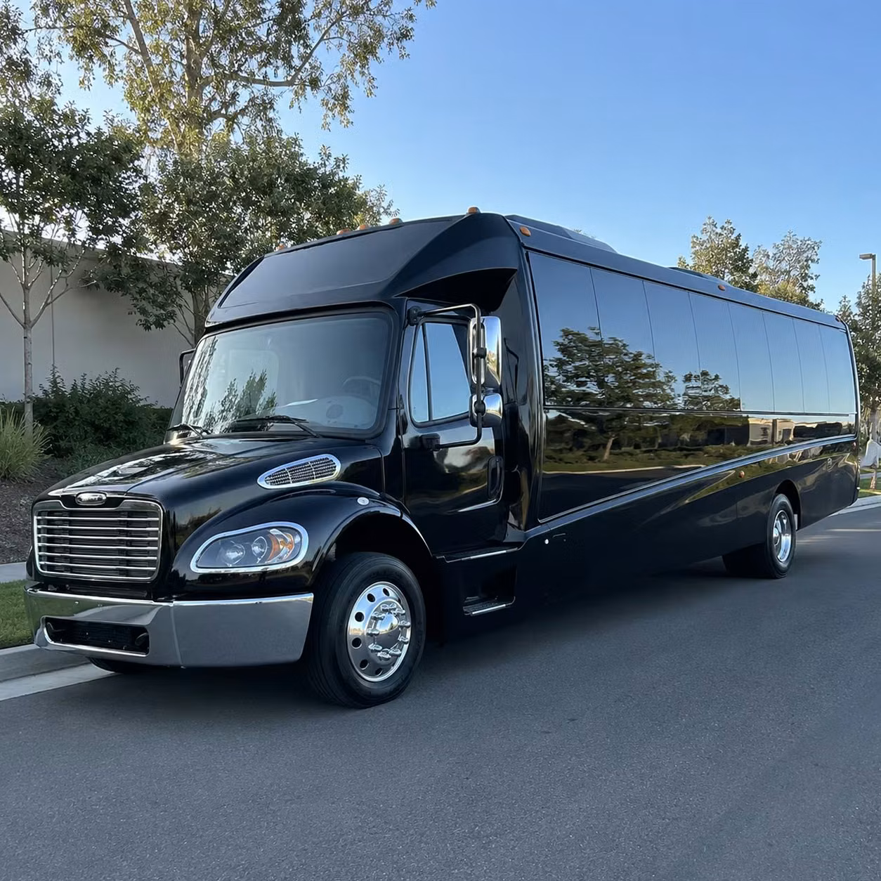 35 passenger minibus