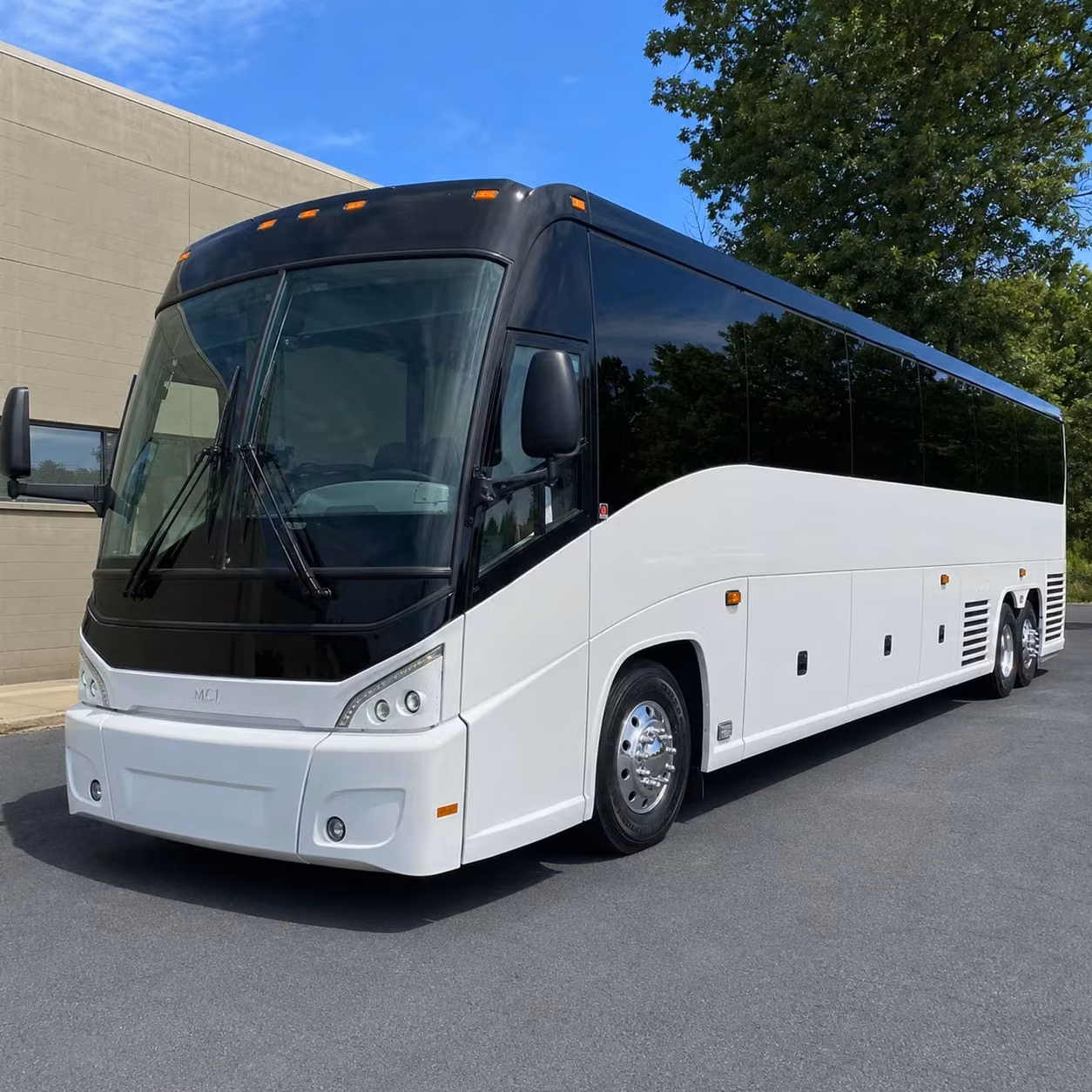 book a multi day charter bus from santa ana for northern california trips and college tours